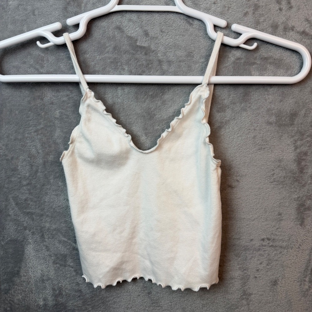 Brandy Melville Crop Tank Top One Size White Lettuce Trim Ribbed V-Neck